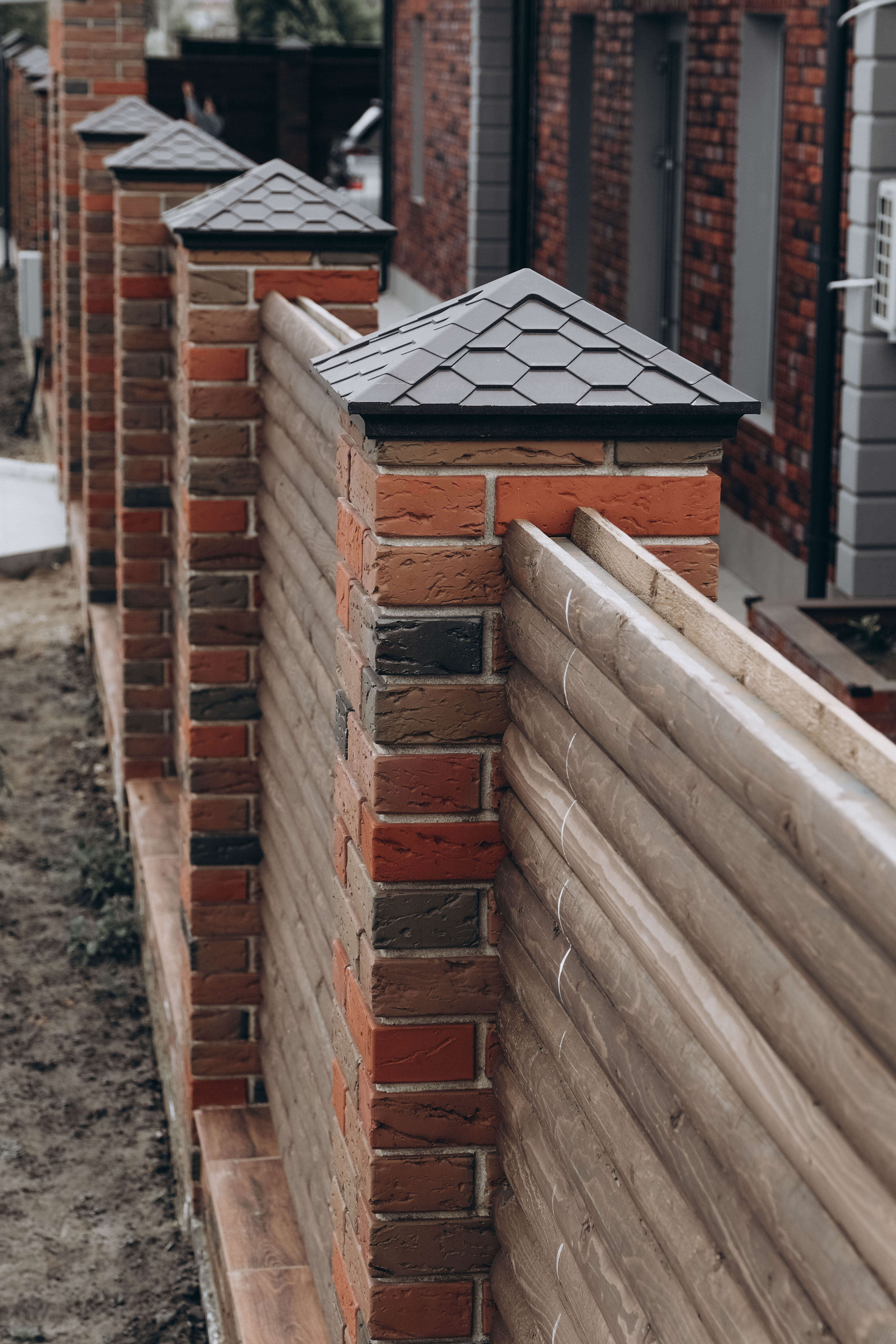 Колпак Zking Эверест Коричневый на столб 1.5х1.5 кирпича (390х390мм) в Кемерово фото